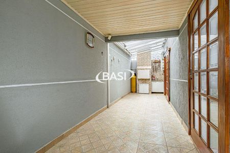 6_photo/94dcfb5c0d.c37b850d6b6a0f76-ATLAS-577d251e-3d24-4ecc-b73e-576d94f3330e.jpg de casa à venda com 3 quartos, 114m² em Xaxim, Curitiba