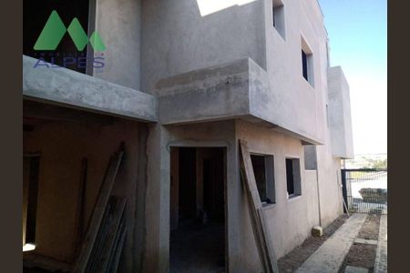 4_photo/94dcfb5d11.f468b0c7bf094498-ATLAS-9f0fa7b8-8e86-496a-ab1a-51c8a787f184.jpg de casa à venda com 3 quartos, 171m² em Xaxim, Curitiba