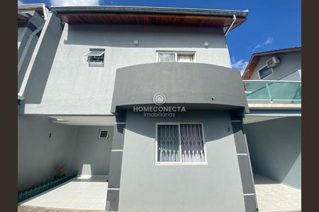 34_photo/94dcfb5d2f.ae3d86bef28e162d-ATLAS-39957854-b6ca-4905-b773-a4dde46d4e0b.jpg de casa à venda com 3 quartos, 127m² em Xaxim, Curitiba