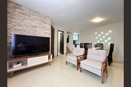 2_photo/94dcfb5d2f.ae3d86bef28e162d-ATLAS-5facae3f-18ab-460b-bc69-6e5e2c9f90de.jpg de casa à venda com 3 quartos, 127m² em Xaxim, Curitiba