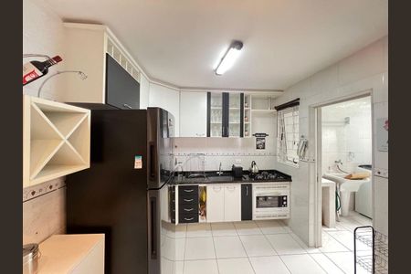 7_photo/94dcfb5d2f.ae3d86bef28e162d-ATLAS-90a8b83c-1aae-4891-9933-771b8773626b.jpg de casa à venda com 3 quartos, 127m² em Xaxim, Curitiba