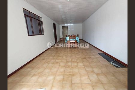 5_photo/94dcfb5daf.04c16ff0d284adb7-ATLAS-88f1da72-7bd8-4c96-973d-ee575f883924.jpg de casa à venda com 3 quartos, 220m² em Xaxim, Curitiba