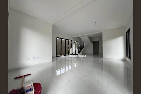 5_photo/94dcfb5de5.32417e07017af566-ATLAS-6011b537-ae56-447e-af10-ced3e40a2a8b.jpg de casa à venda com 3 quartos, 190m² em Xaxim, Curitiba