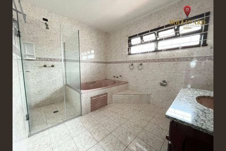 12_photo/94dcfb5e55.aef4de6394ba8e6d-ATLAS-1f88faf0-dbf8-4af5-9f77-007c38085ca7.jpg de casa à venda com 4 quartos, 235m² em Xaxim, Curitiba