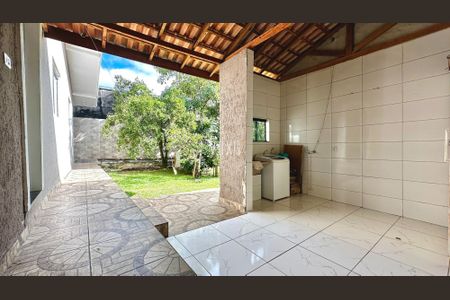 16_photo/94dcfb5ef7.3aed5bbd04158097-ATLAS-48ba43ce-ba60-4c88-ac77-f23b5a0e6c87.jpg de casa à venda com 3 quartos, 158m² em Xaxim, Curitiba