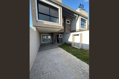 11_photo/94dcfb5f1d.8c2ca795ebaebe51-ATLAS-79cd17d3-54e7-493a-ad7a-0f0854009b36.jpg de casa à venda com 3 quartos, 127m² em Xaxim, Curitiba