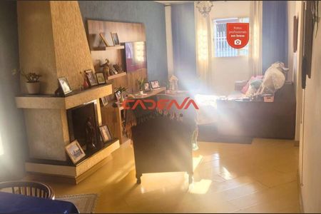 6_photo/94dcfb5f95.ba3e4f1a03d92c8a-ATLAS-914df7d0-49e2-4e44-80e5-a559adcb503e.jpg de casa à venda com 2 quartos, 170m² em Xaxim, Curitiba