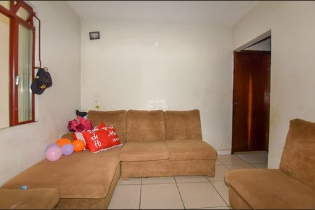 19_photo/94dcfb5fcb.e55d5649294f0132-ATLAS-6adb4468-cf6c-49b7-a111-87f5faecf377.jpg de casa à venda com 3 quartos, 150m² em Xaxim, Curitiba