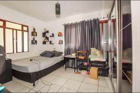 31_photo/94dcfb5fcb.e55d5649294f0132-ATLAS-cfb8f10a-dfb1-4f77-9056-1674400d5b6a.jpg de casa à venda com 3 quartos, 150m² em Xaxim, Curitiba