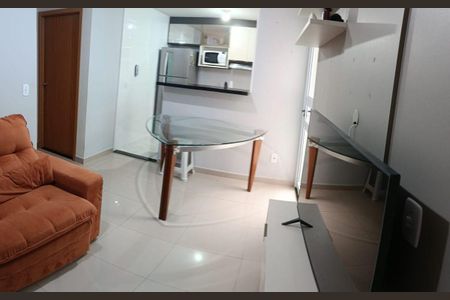 2_photo/94dcfb602b.05acccb2dbb53537-ATLAS-28641ec9-b1ec-4f38-9a50-4ca726c3eda2.jpg de apartamento à venda com 2 quartos, 49m² em Pinheirinho, Curitiba