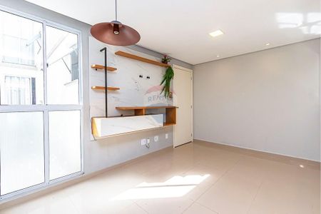 6_photo/94dcfb602b.05acccb2dbb53537-ATLAS-295aa207-13a0-4885-89ed-b4569633f7dd.jpg de apartamento para alugar com 2 quartos, 40m² em Pinheirinho, Curitiba