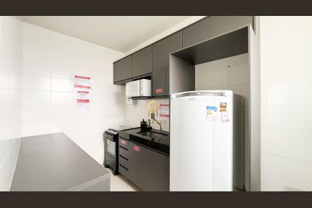 11_photo/94dcfb602b.05acccb2dbb53537-ATLAS-5b6cc620-04ea-40c1-8943-2e655dd43043.jpg de apartamento para alugar com 2 quartos, 40m² em Pinheirinho, Curitiba