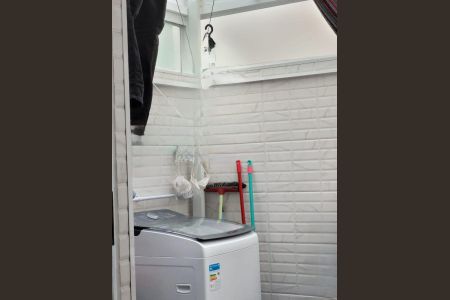 13_photo/94dcfb602b.05acccb2dbb53537-ATLAS-f4f3560e-1bd8-4fe5-9aae-b6bbc2fe6e59.jpg de apartamento à venda com 2 quartos, 49m² em Pinheirinho, Curitiba