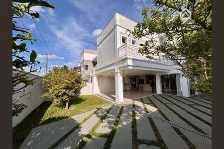 29_photo/94dcfb603b.2b7ed266e2b18a42-ATLAS-991ab680-765d-4ade-872f-7895b3d73ead.jpg de casa de condomínio à venda com 4 quartos, 330m² em Pinheirinho, Curitiba