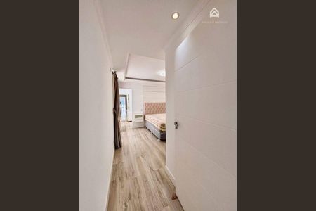 11_photo/94dcfb603b.2b7ed266e2b18a42-ATLAS-9ade7558-5944-4fe7-9f91-d4bfc0913fab.jpg de casa de condomínio à venda com 4 quartos, 330m² em Pinheirinho, Curitiba