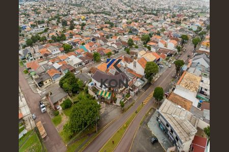 4_photo/94dcfb60c9.21e3eef490867e9b-ATLAS-c1ac9d64-69b7-41bb-a1aa-fbda05c8e503.jpg de casa à venda com 4 quartos, 435m² em Xaxim, Curitiba