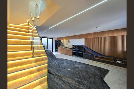 4_photo/94dcfb60e3.7afcace885c8310e-ATLAS-544d6c5d-dc52-44a1-a6c6-e97ea20bd10e.jpg de casa à venda com 3 quartos, 120m² em Xaxim, Curitiba