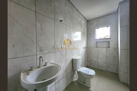 18_photo/94dcfb6199.62e8321271ffcb76-ATLAS-7d8287df-63f1-4e19-8e7e-5f9c52787685.jpg de casa à venda com 3 quartos, 205m² em Pinheirinho, Curitiba