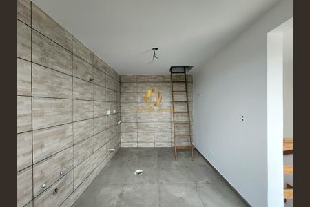 3_photo/94dcfb6199.62e8321271ffcb76-ATLAS-8b4df1f3-8979-49be-8a44-d63d2c187a32.jpg de casa à venda com 3 quartos, 205m² em Pinheirinho, Curitiba