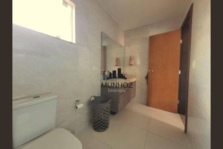 46_photo/94dcfb619d.96e81d73ac213d8c-ATLAS-1d8a4755-f3bb-4bfe-9d6b-cd9156ca4f94.jpg de casa à venda com 3 quartos, 118m² em Pinheirinho, Curitiba