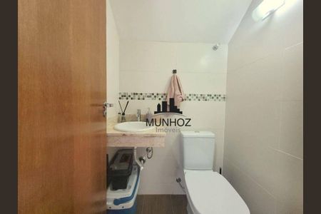 22_photo/94dcfb619d.96e81d73ac213d8c-ATLAS-5dd0efd2-61b5-4969-ad04-6d005335f12b.jpg de casa à venda com 3 quartos, 118m² em Pinheirinho, Curitiba