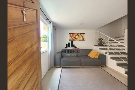 10_photo/94dcfb619d.96e81d73ac213d8c-ATLAS-f8b4bf1b-4eb4-4a64-955b-5a0b9d5ff8e7.jpg de casa à venda com 3 quartos, 118m² em Pinheirinho, Curitiba