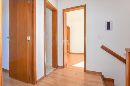 7_photo/94dcfb619f.0bf895571deddd4a-ATLAS-0eb75aab-18f0-4b7a-bf9e-d74bc0f716d8.jpg de casa à venda com 3 quartos, 95m² em Pinheirinho, Curitiba