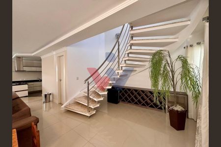 22_photo/94dcfb61ad.98a2f1197ddc2320-ATLAS-78b989ac-29ec-4231-86ab-cbabaad6ecbd.jpg de casa à venda com 2 quartos, 330m² em Pinheirinho, Curitiba