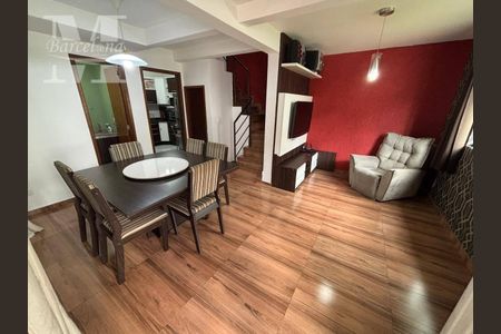 5_photo/94dcfb6373.d60ed16da6b331d7-ATLAS-274c867d-e2d0-44e5-8c27-f2d06c0ef727.jpg de casa à venda com 3 quartos, 135m² em Pinheirinho, Curitiba