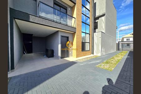 9_photo/94dcfb63a3.e100dba37721dde7-ATLAS-3d0a2763-b41a-4bb8-94c3-30eadb2a4179.jpg de casa à venda com 3 quartos, 112m² em Pinheirinho, Curitiba