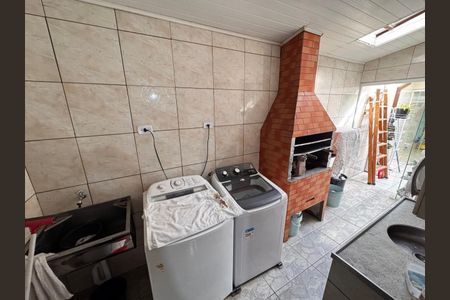 7_photo/94dcfb63a9.826aa08d214c4ef3-ATLAS-33b94ac7-fa2c-419f-81da-9b8ae8cf4b69.jpg de casa à venda com 2 quartos, 76m² em Pinheirinho, Curitiba