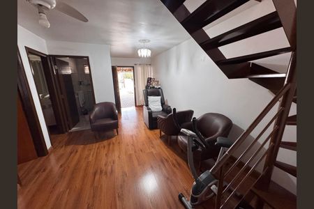 10_photo/94dcfb63a9.826aa08d214c4ef3-ATLAS-704a084e-b0c6-4bb2-9290-c8c17307776c.jpg de casa à venda com 2 quartos, 76m² em Pinheirinho, Curitiba