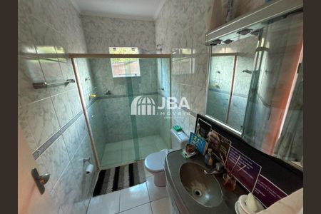 24_photo/94dcfb6489.f2ed236aecaa8a04-ATLAS-b218455c-e88a-4e38-a662-fc573fde037b.jpg de casa à venda com 3 quartos, 130m² em Pinheirinho, Curitiba