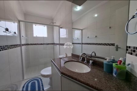 13_photo/94dcfb6499.2d0f88dd1dddff54-ATLAS-3a55b2a7-1844-4124-a942-28868b5faace.jpg de casa à venda com 3 quartos, 120m² em Pinheirinho, Curitiba