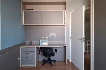 17_photo/94dcfb6499.2d0f88dd1dddff54-ATLAS-5635b011-62d0-40dd-b124-ee28d0abc09a.jpg de casa à venda com 3 quartos, 120m² em Pinheirinho, Curitiba