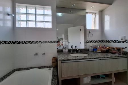 25_photo/94dcfb6499.66c2959d8767423e-ATLAS-9828d5da-adea-44af-bca1-8d2d15f95a8e.jpg de casa para alugar com 3 quartos, 91m² em Pinheirinho, Curitiba