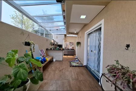 33_photo/94dcfb6499.66c2959d8767423e-ATLAS-a2b1d0a2-023c-4c1e-bd47-4e39520b3c4f.jpg de casa para alugar com 3 quartos, 91m² em Pinheirinho, Curitiba