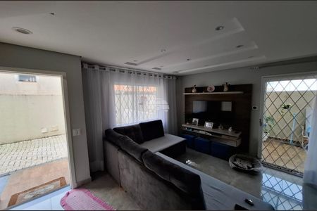 11_photo/94dcfb6499.66c2959d8767423e-ATLAS-fe44de2c-60ec-44f0-91a6-d4956e766ef9.jpg de casa para alugar com 3 quartos, 91m² em Pinheirinho, Curitiba