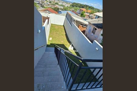 2_photo/94dcfb64a5.1fe9c181758a541c-ATLAS-75f0d9a3-8c6b-46b8-a372-98295df5c05d.jpg de casa à venda com 2 quartos, 48m² em Pinheirinho, Curitiba