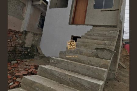 7_photo/94dcfb64a5.57d2b497fb639b2a-ATLAS-66ca65eb-5259-44d2-b9f7-735f737dc03c.jpg de casa à venda com 2 quartos, 48m² em Pinheirinho, Curitiba