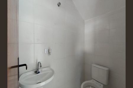 9_photo/94dcfb64a5.953f8a5a38e8f04e-ATLAS-adc164d8-cc26-48b3-a6b9-91baced384fb.jpg de casa à venda com 2 quartos, 48m² em Pinheirinho, Curitiba