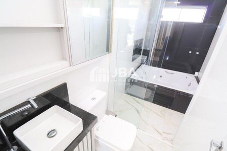 26_photo/94dcfb64bd.21b82dd0b136b59b-ATLAS-aa0da21c-ba92-4845-81d9-b36c8979127b.jpg de casa à venda com 3 quartos, 201m² em Pinheirinho, Curitiba