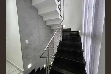 9_photo/94dcfb64bd.75205496a7af6004-ATLAS-6b81a6a7-ae31-4f2f-ba7b-287d873e63bf.jpg de casa à venda com 3 quartos, 150m² em Pinheirinho, Curitiba