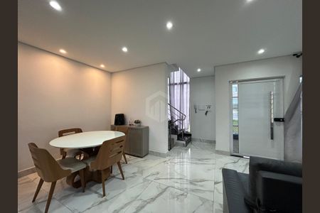 5_photo/94dcfb64bd.75205496a7af6004-ATLAS-8b1735da-3506-4916-afcd-9b21c0ff81de.jpg de casa à venda com 3 quartos, 150m² em Pinheirinho, Curitiba