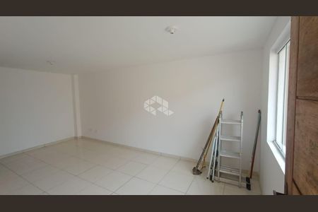 2_photo/94dcfb64d1.08798e92c4495a9b-ATLAS-024a9eb4-7e5d-4b04-97da-c89d40246e9f.jpg de casa à venda com 3 quartos, 112m² em Pinheirinho, Curitiba