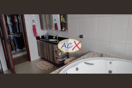 19_photo/94dcfb6509.f454a8f033bce089-ATLAS-3898a047-e8d3-4081-b5ab-64b6481e222d.jpg de casa à venda com 3 quartos, 200m² em Xaxim, Curitiba