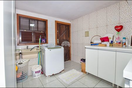 18_photo/94dcfb6563.ead0744c2329e0c8-ATLAS-0763e275-63c6-4c33-b36d-97b039f17525.jpg de casa à venda com 2 quartos, 144m² em Xaxim, Curitiba