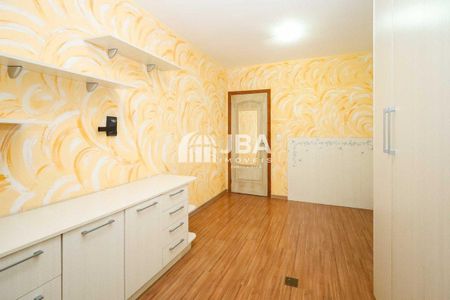 41_photo/94dcfb6619.3b8db0d2a53e1086-ATLAS-2b54a75b-7d4e-4128-a3cf-18bf9e0f8e40.jpg de casa à venda com 3 quartos, 220m² em Xaxim, Curitiba