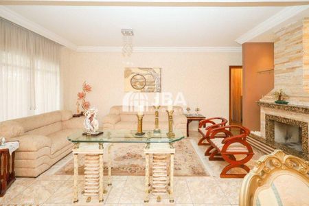 12_photo/94dcfb6619.3b8db0d2a53e1086-ATLAS-70eb86ff-1417-4cad-8f2b-7b6fe9faa4d3.jpg de casa à venda com 3 quartos, 220m² em Xaxim, Curitiba