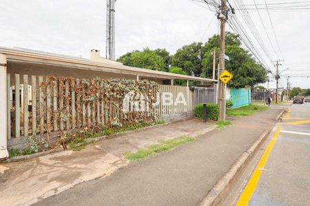 2_photo/94dcfb6619.3b8db0d2a53e1086-ATLAS-ac6dc674-23ce-401e-80ac-c5d347ea98d6.jpg de casa à venda com 3 quartos, 220m² em Xaxim, Curitiba